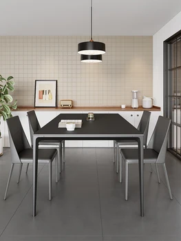 Итальянская минималистичная комбинация обеденного стола и стула, современный минималистичный домашний обеденный стол, небольшое домашнее хозяйство